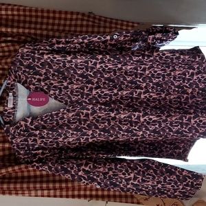 Pink and black animal print long sleve shirt xl